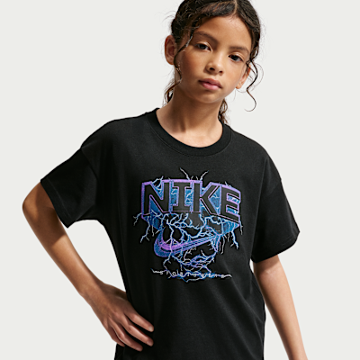 Nike Sportswear Big Kids' T-Shirt. Nike.com
